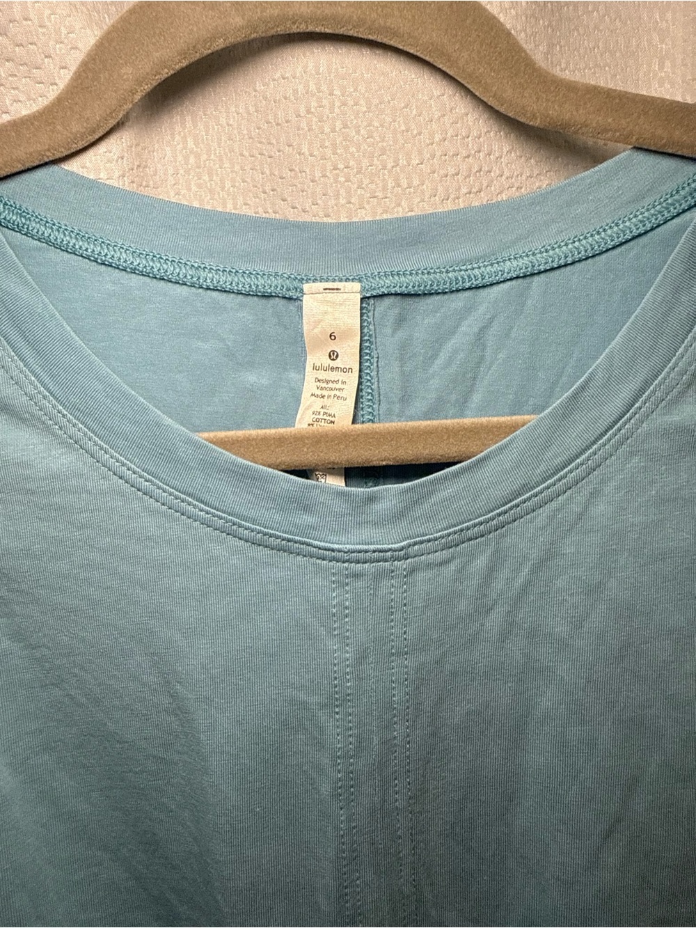 lululemon athletica Tie-Front Crop Tank - Picture 2 of 4